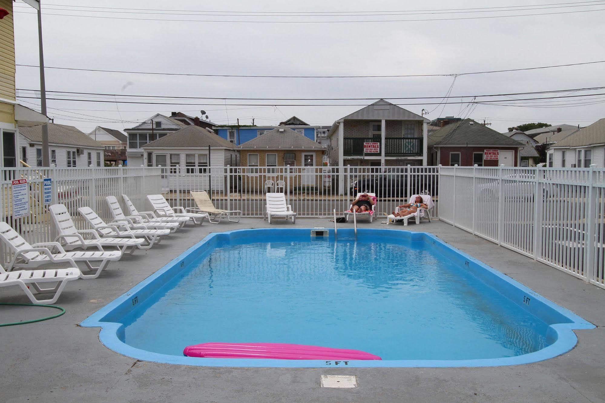 Dry Dock Motel Seaside Heights Exterior photo